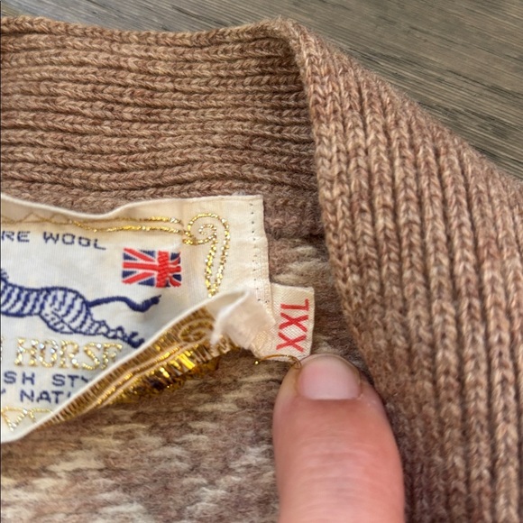 Golden Horse | Vintage 100% Virgin Wool Brown and Cream Knit Vest Size XXL - Picture 7 of 13